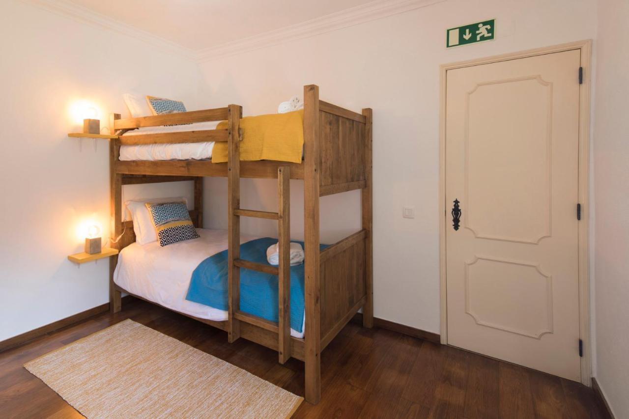 Tweepersoonskamer met Stapelbed en Eigen Badkamer